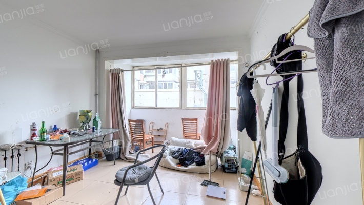 鑫鹰花园二手房实景图