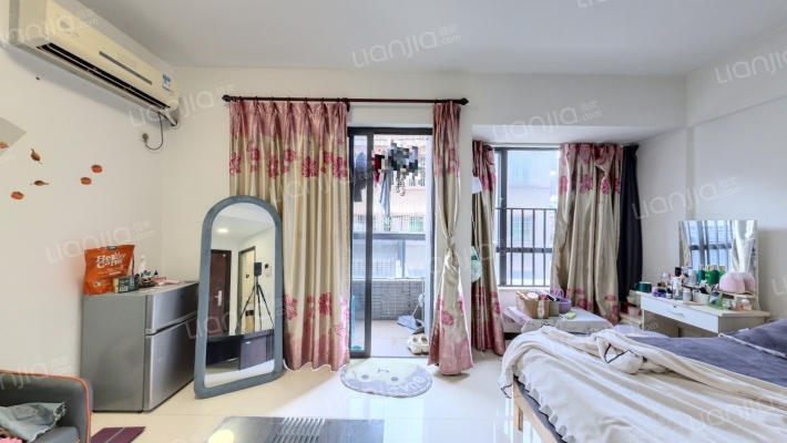 莲兴大厦二手房实景图