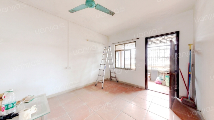 学左路农行宿舍二手房实景图