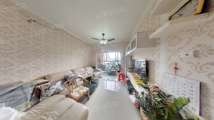 廊桥国际二手房实景图