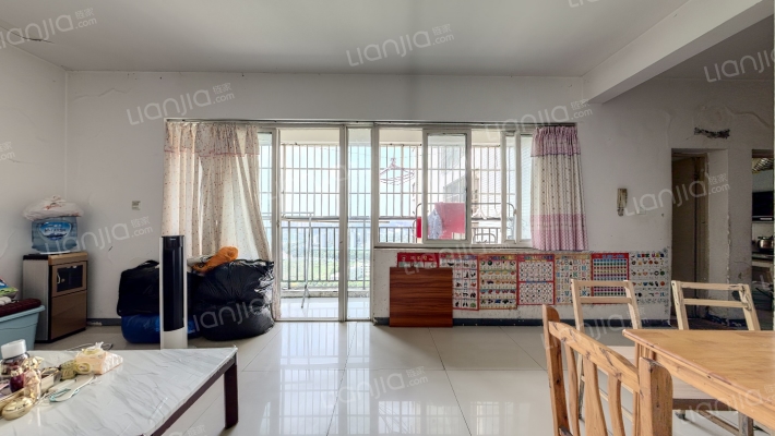 新城佳苑二手房实景图