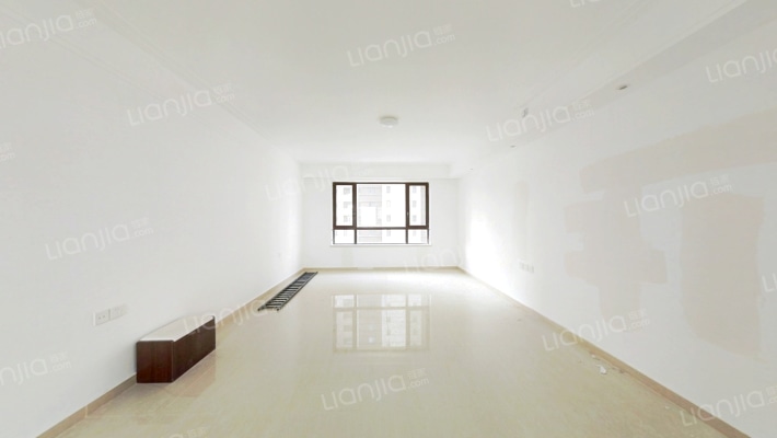 保利金香槟二手房实景图