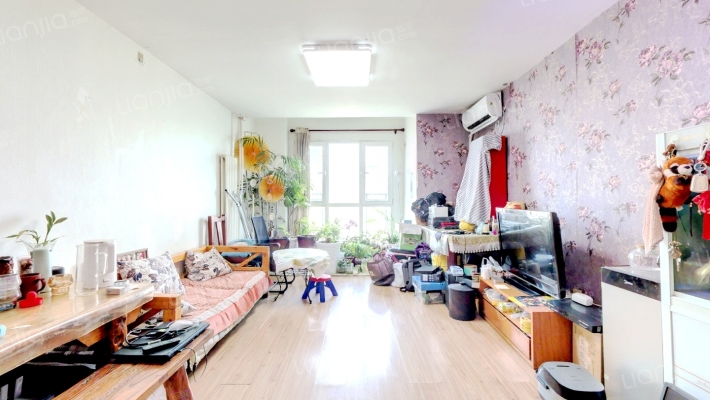 保利花园B区二手房实景图