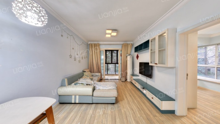 保利香槟花园F组团二手房实景图