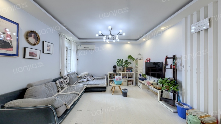 亚都天元居二手房实景图