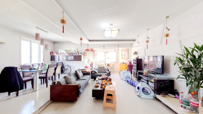 大通时尚花园二手房实景图