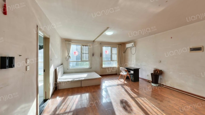 万和郦景二手房实景图