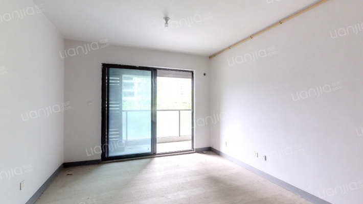 霞瓯锦园二组团二手房实景图