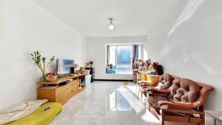 铭鹤花园二手房实景图