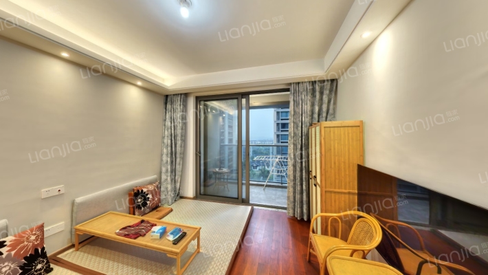 绿城桃李春风二手房实景图