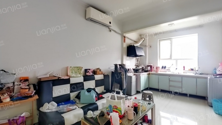 西泽园枫谷二手房实景图