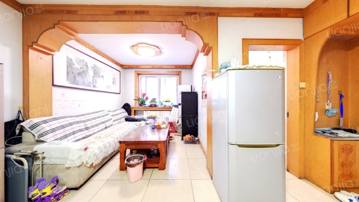 和平家园二手房实景图