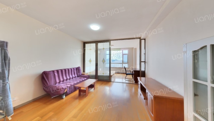 金色年华公馆二手房实景图