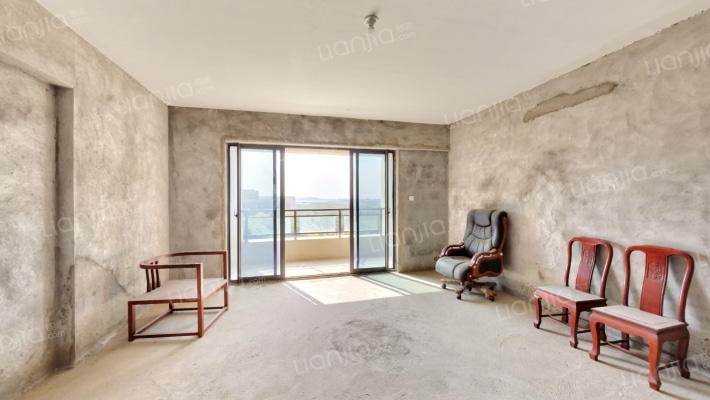 海城八里A区二手房实景图