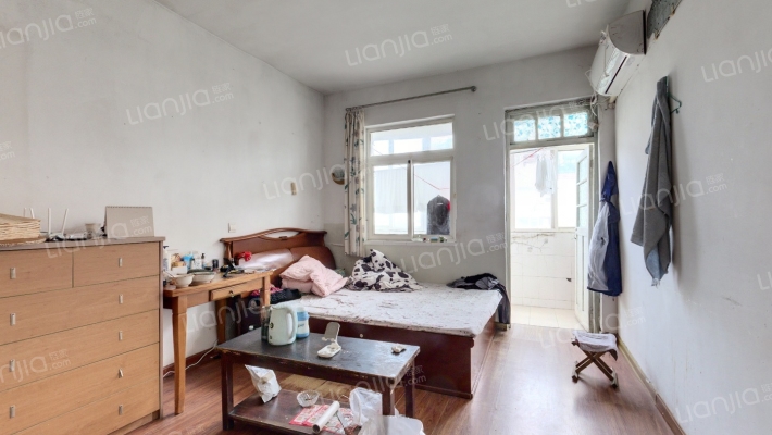 抚顺路24-48号二手房实景图