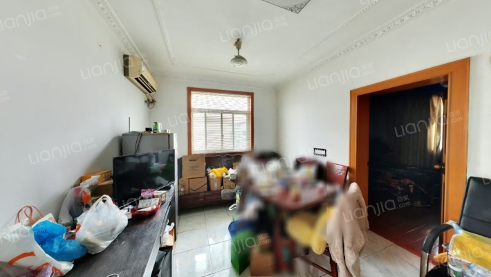 康华新村二手房实景图