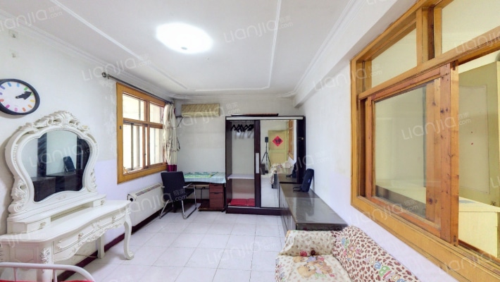 三义大厦二手房实景图