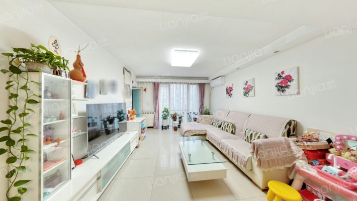 柏林爱乐一期二手房实景图