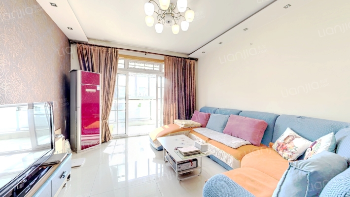 宝莲湖景园二手房实景图