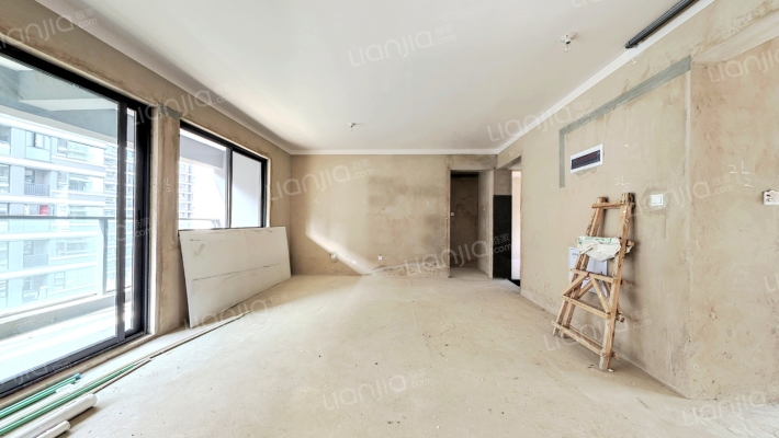 义承金川府二手房实景图