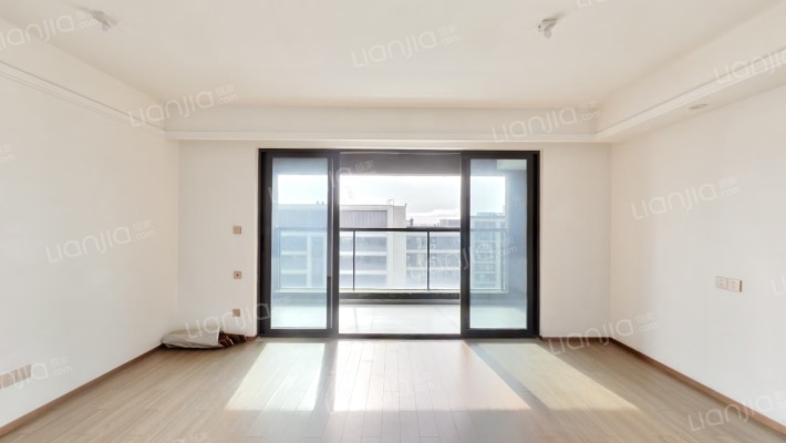 东方云境二手房实景图