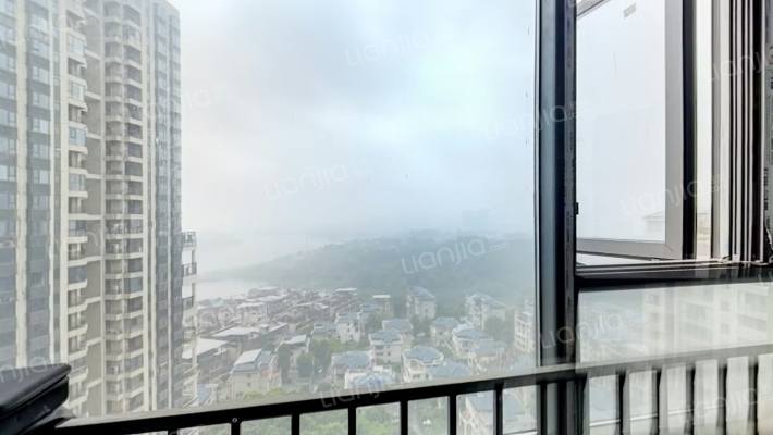 湖山印二手房实景图