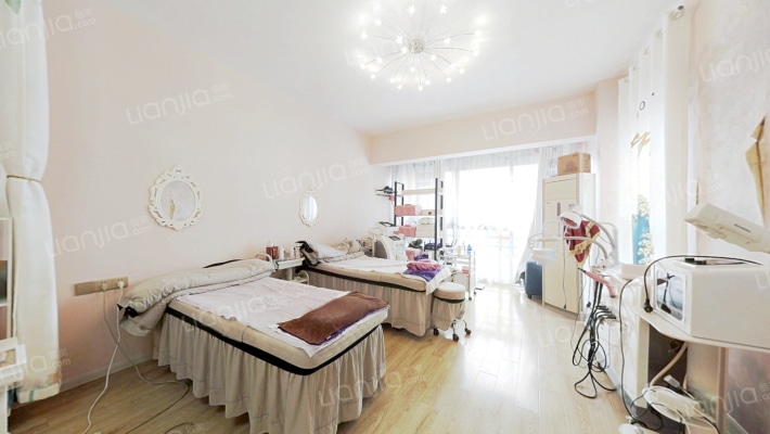 学府华庭二手房实景图