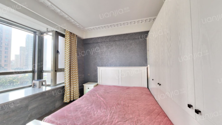 天骄翡翠名都花园二手房实景图