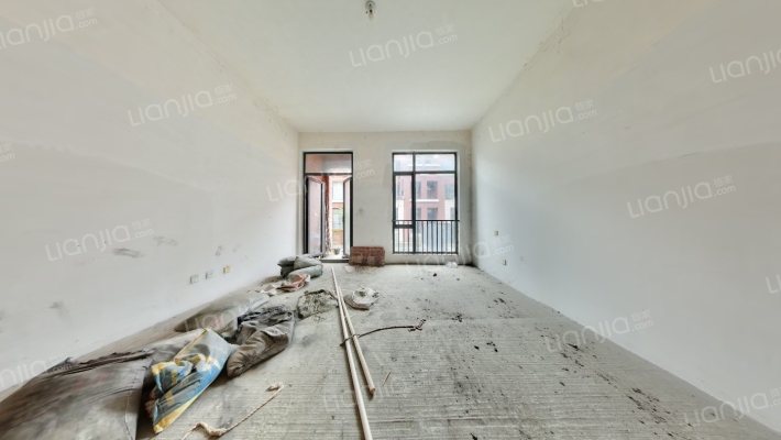 悦水蓝山二手房实景图