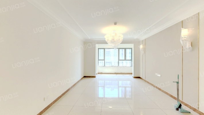 恒大滨江左岸二手房实景图