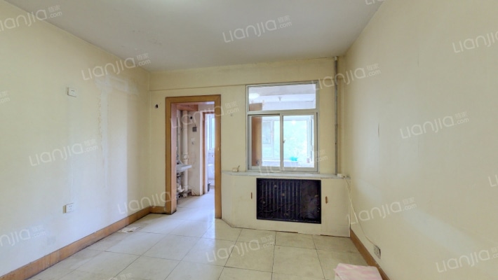 建设集团宿舍二手房实景图