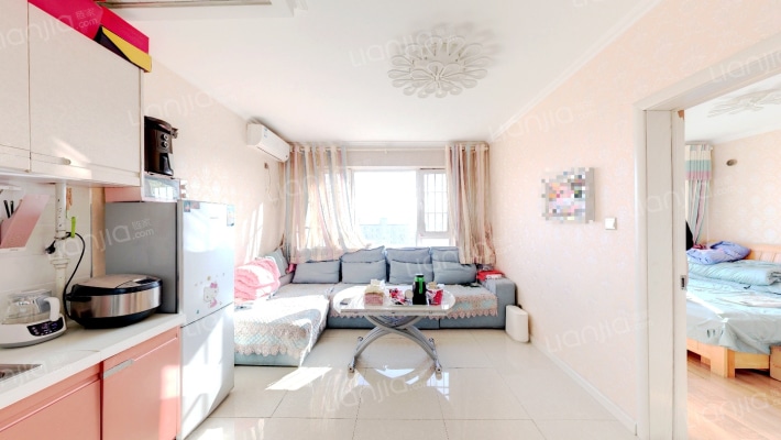 彩虹风景二手房实景图