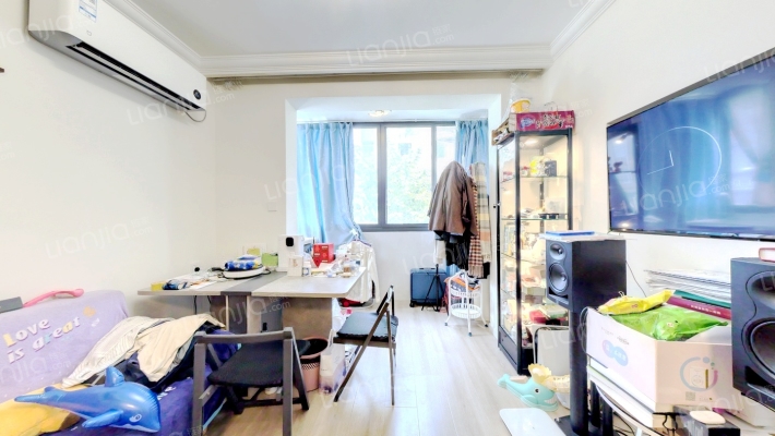 鞍山四村第一小区二手房实景图