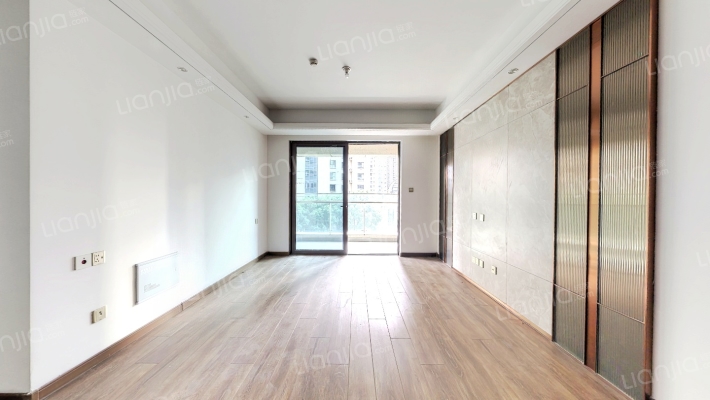 弘辉首玺豪园二手房实景图