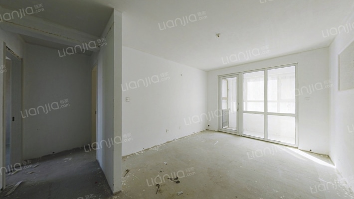 小区人车分流，南北通透三居室，通勤做高铁方便-客厅