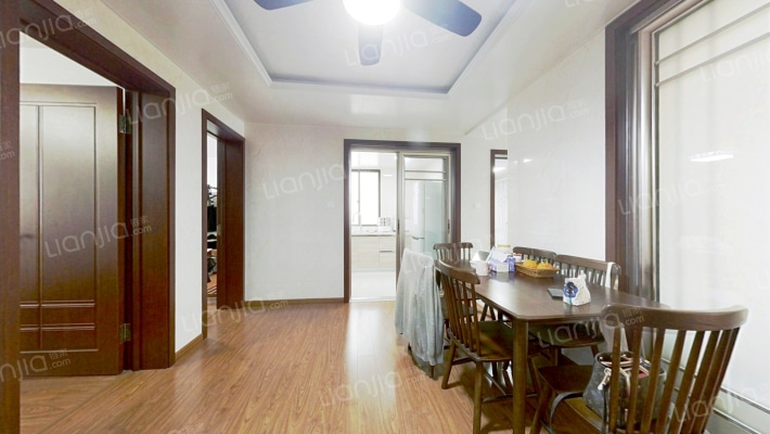 云盘一村二手房实景图