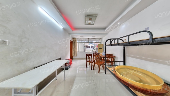 洪湖二街2号大院二手房实景图