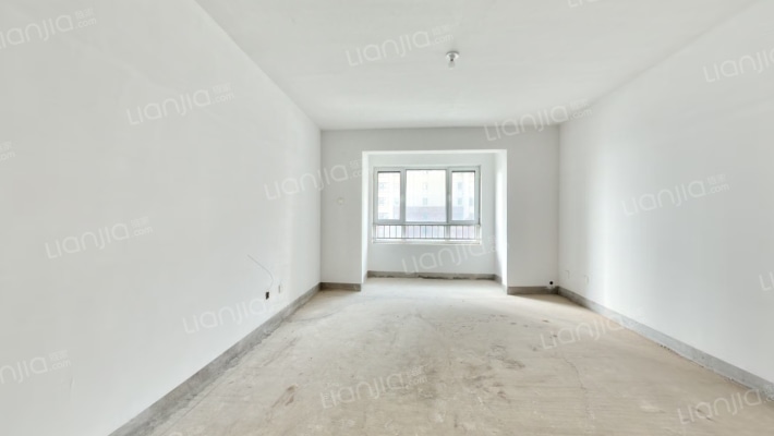 中远龙郡二手房实景图