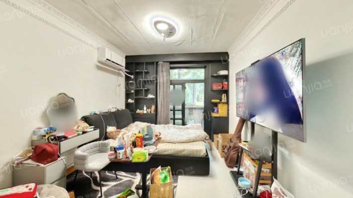 首体家属院二手房实景图