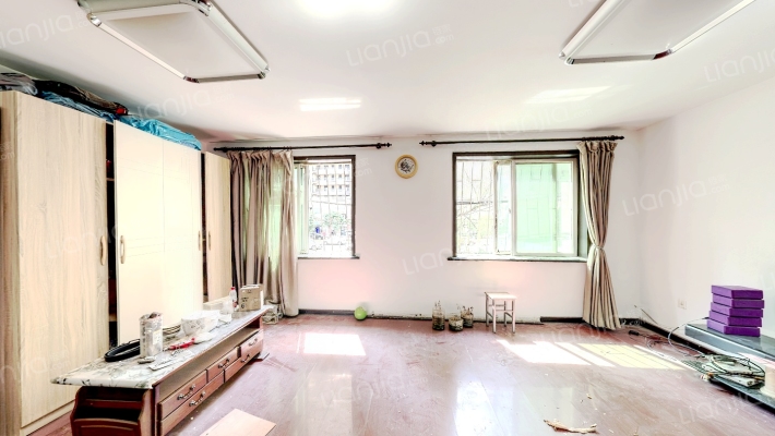 金钱松小区二手房实景图