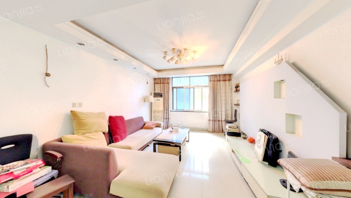 天鹤六村二手房实景图