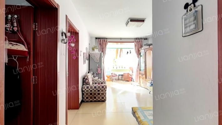 天河骏层二手房实景图