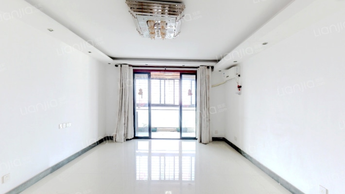 明龙雅居二手房实景图