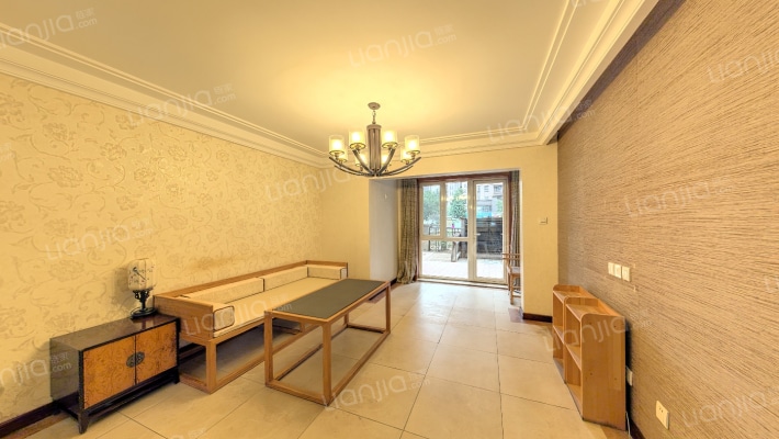 格林郡府B区二手房实景图