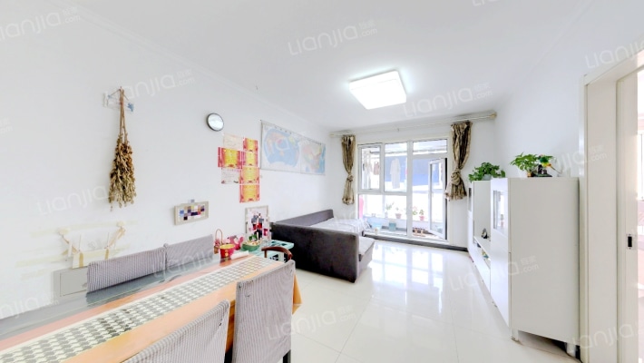 英国宫三期竹园二手房实景图