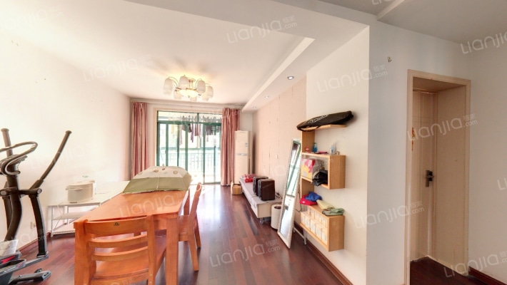 映山菁华二手房实景图