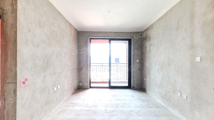 联发公园里二手房实景图