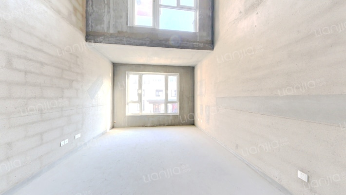 世茂国风龙院二期二手房实景图