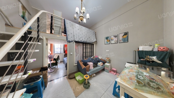 金贸大厦二手房实景图