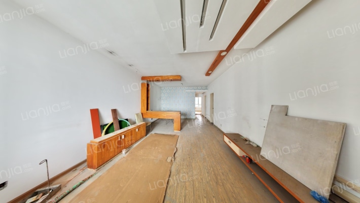 五一大道202二手房实景图